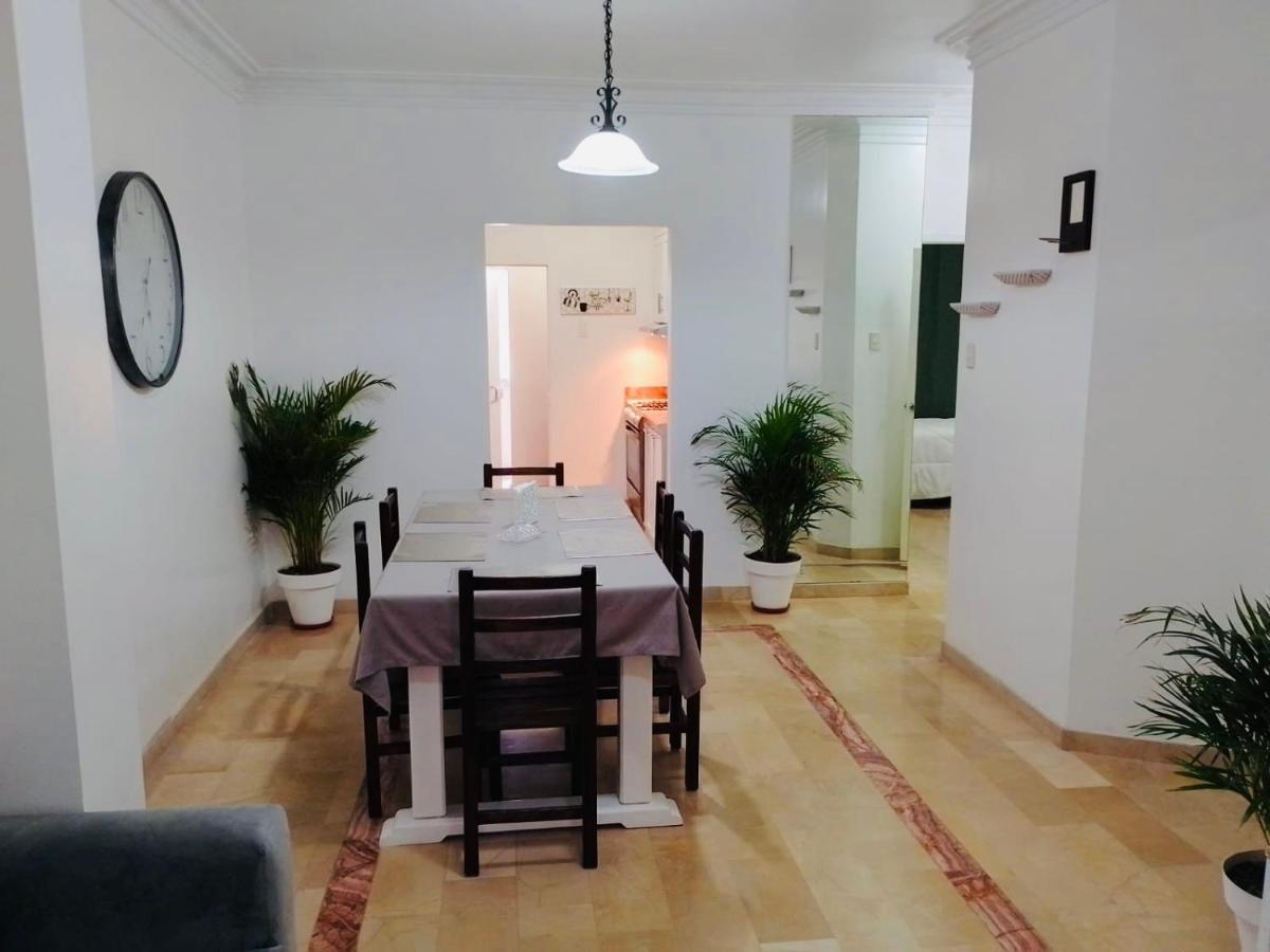 Large 2-Bedroom Apartment, Close To The American Consulate グアヤキル エクステリア 写真