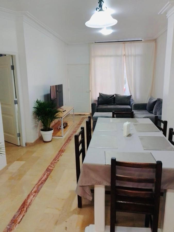 Large 2-Bedroom Apartment, Close To The American Consulate グアヤキル エクステリア 写真